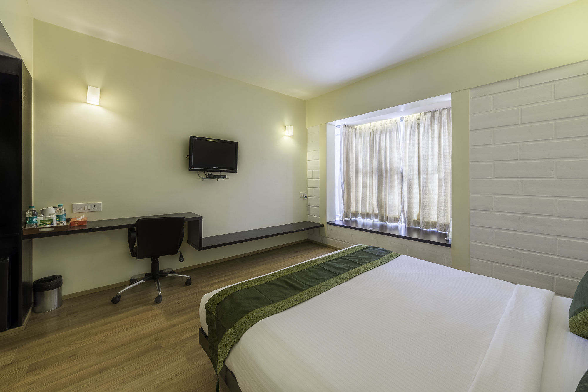 Treebo Trend Spektrum Suites Mysore Exterior photo